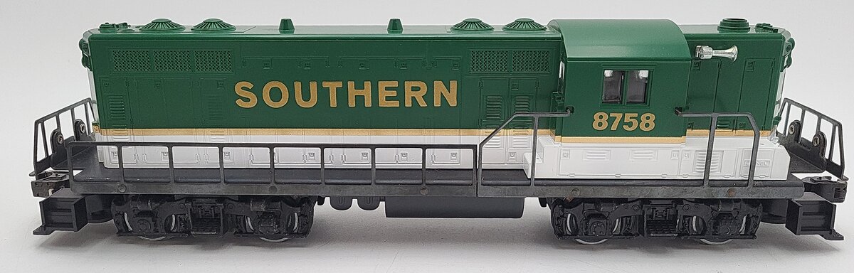 Lionel 6-8758 O Southern GP-7 Dummy Diesel Locomotive EX/Box