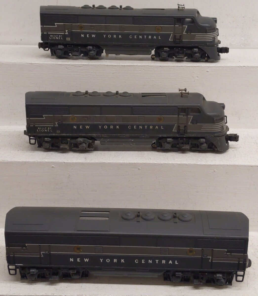 Lionel 2344 Vintage O New York Central F-3 ABA Diesel Locomotive Set VG/Box