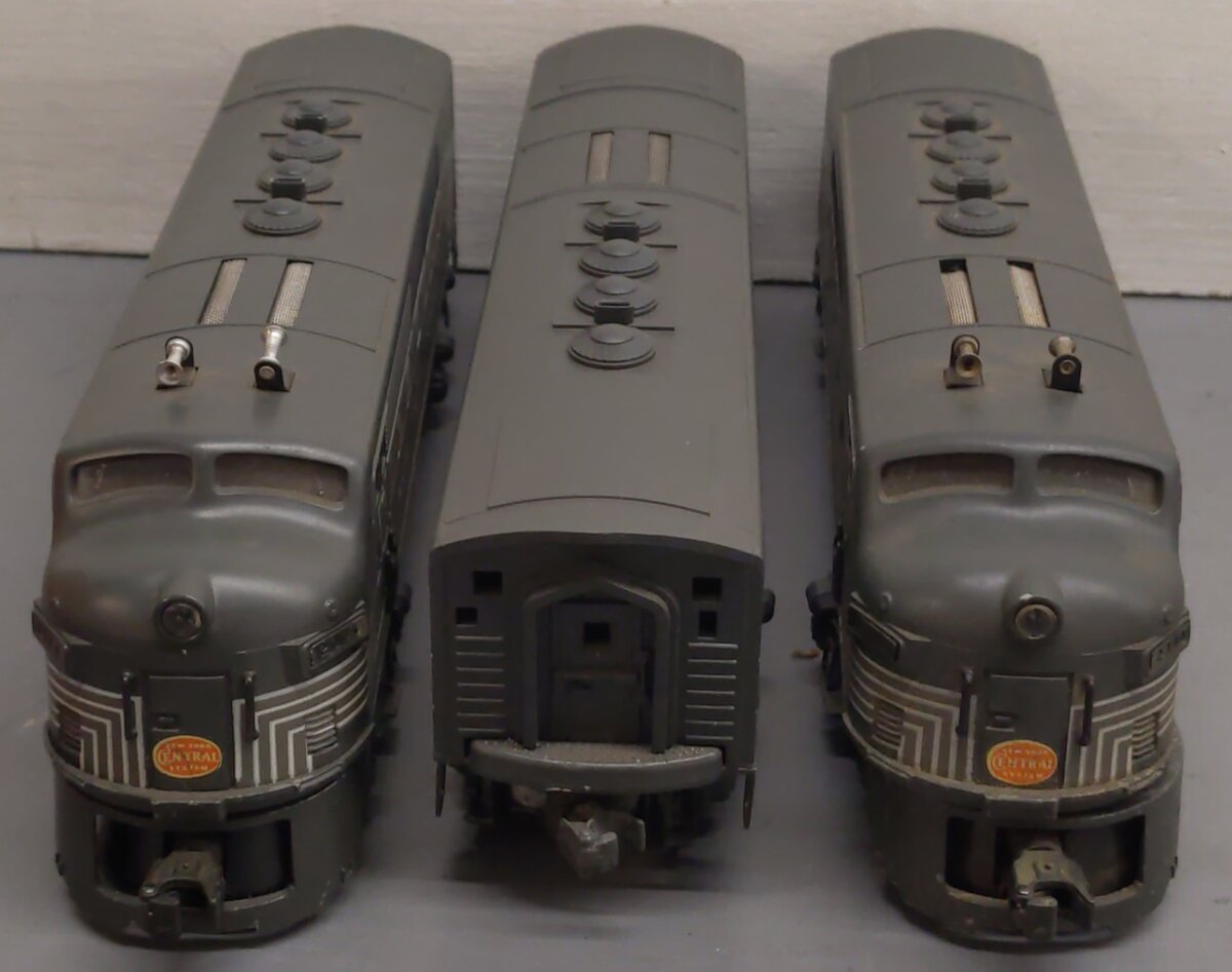 Lionel 2344 Vintage O New York Central F-3 ABA Diesel Locomotive Set VG/Box