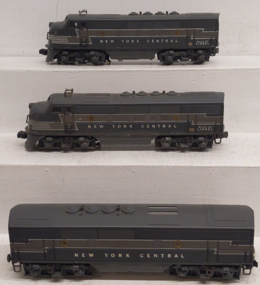 Lionel 2344 Vintage O New York Central F-3 ABA Diesel Locomotive Set VG/Box