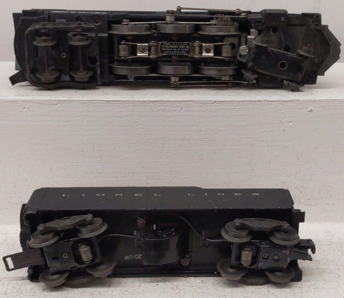 Lionel 2056 Vintage O 4-6-4 Steam Locomotive w/2046W Tender VG