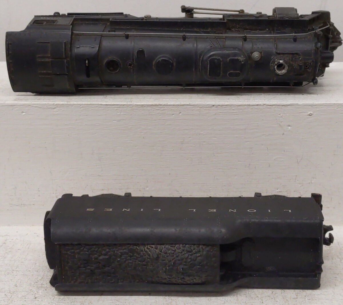 Lionel 2056 Vintage O 4-6-4 Steam Locomotive w/2046W Tender VG
