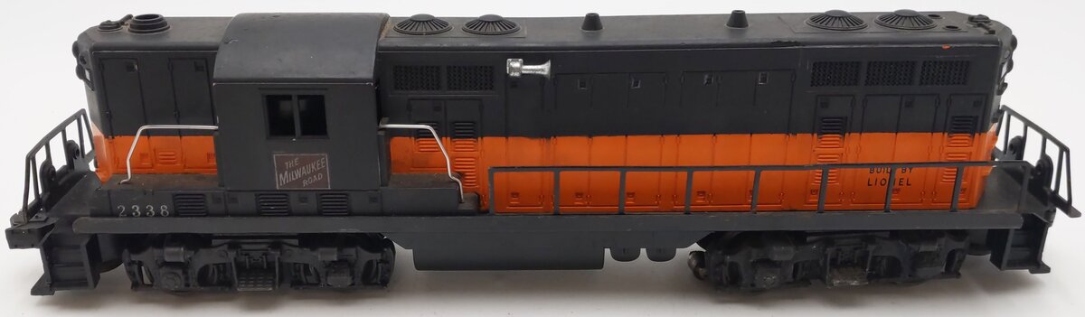 Lionel 2338 Vintage O Gauge Milwaukee Road Powered GP-7 Diesel Locomotive VG