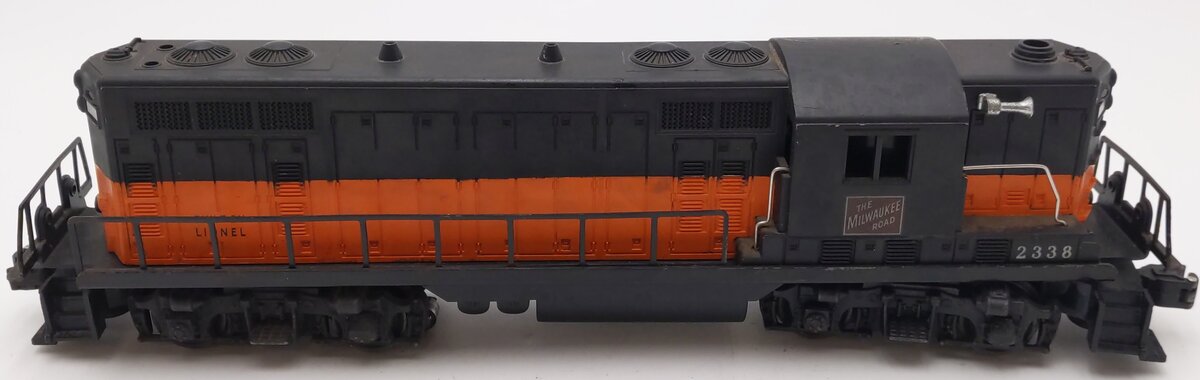 Lionel 2338 Vintage O Gauge Milwaukee Road Powered GP-7 Diesel Locomotive VG
