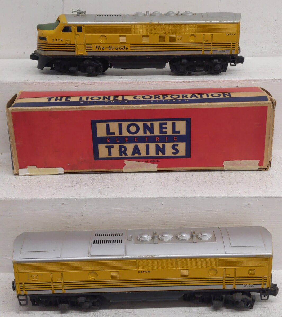 Lionel 2379 Vintage O Rio Grande F3 AB Diesel Locomotive Set VG/Box