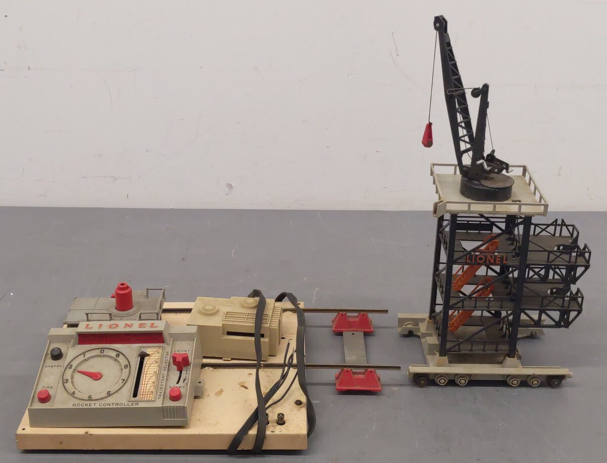 Lionel 175 Vintage O Operating Rocket Launcher Platform