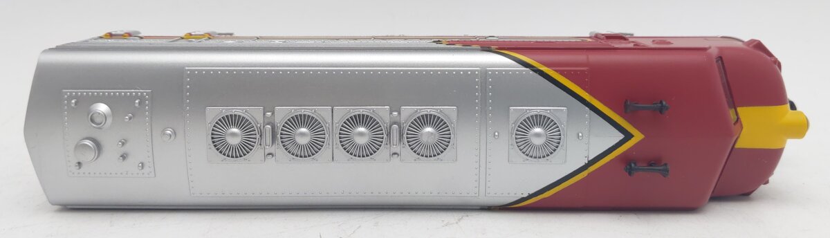 Mantua 423-501 HO Scale Santa Fe F-7A Powered Diesel Locomotive #304 LN/Box