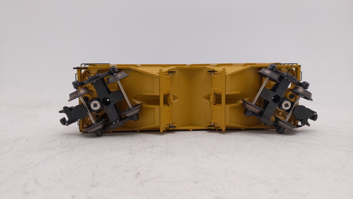 K-Line K6253-2111 O Gauge Union Pacific 2-Bay Die-Cast Hopper w/Coal Load #32103 EX/Box