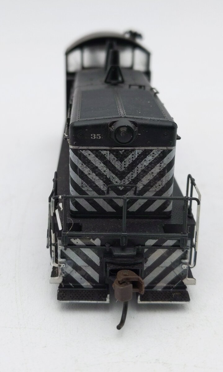 Proto 2000  HO Scale BTRR SW1200 Diesel Switcher #35 Custom Painted/Box