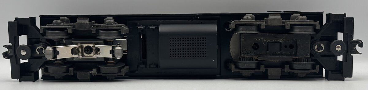 Lionel 6-8477 O Gauge New York Central GP9 Diesel Locomotive w/Horn #8477 EX/Box