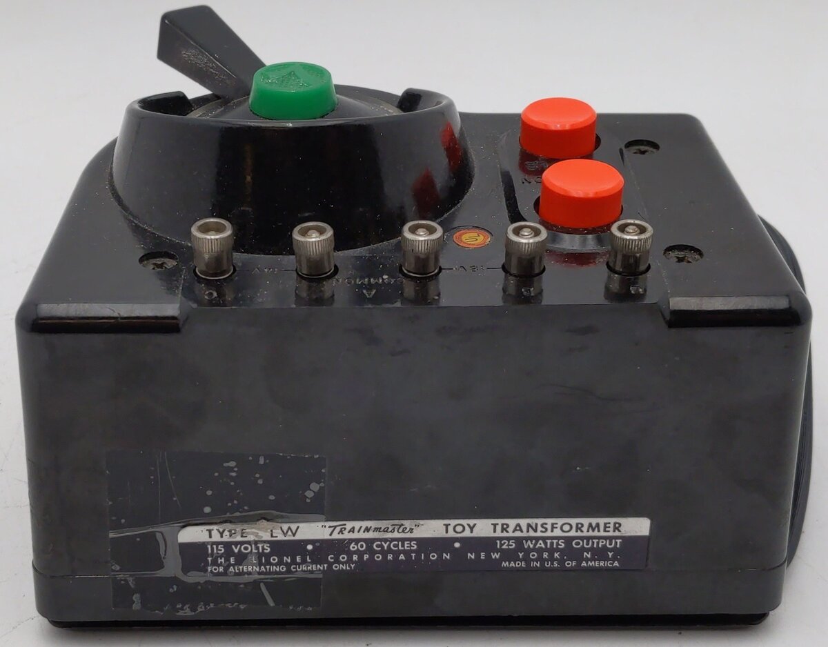 Lionel LW O Vintage Trainmaster 125 Watt Transformer with Whistle VG