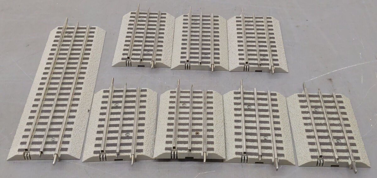 Lionel O Gauge Assorted Fastrack Straight Track; 6-12025, 6-12024, 6-12027 [8] VG