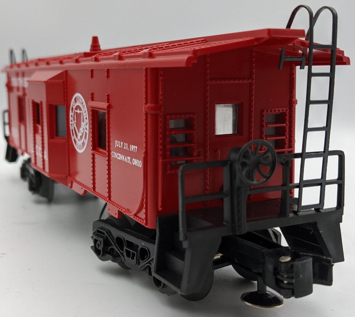 Lionel 6-9259 O Gauge Southern LCCA Bay Window Caboose NEW
