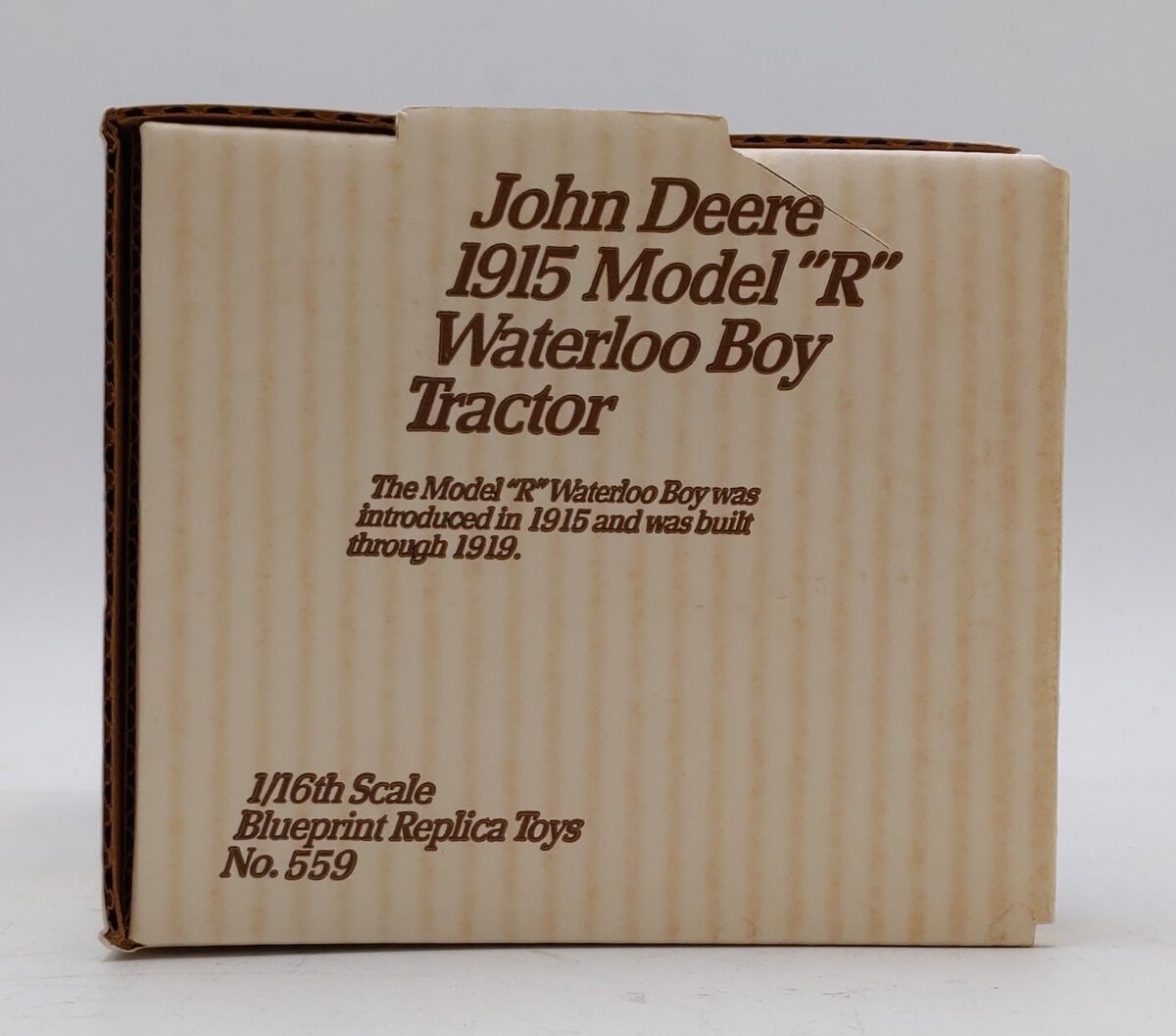ERTL John Deere 559 1:16 Scale 1915 Model 