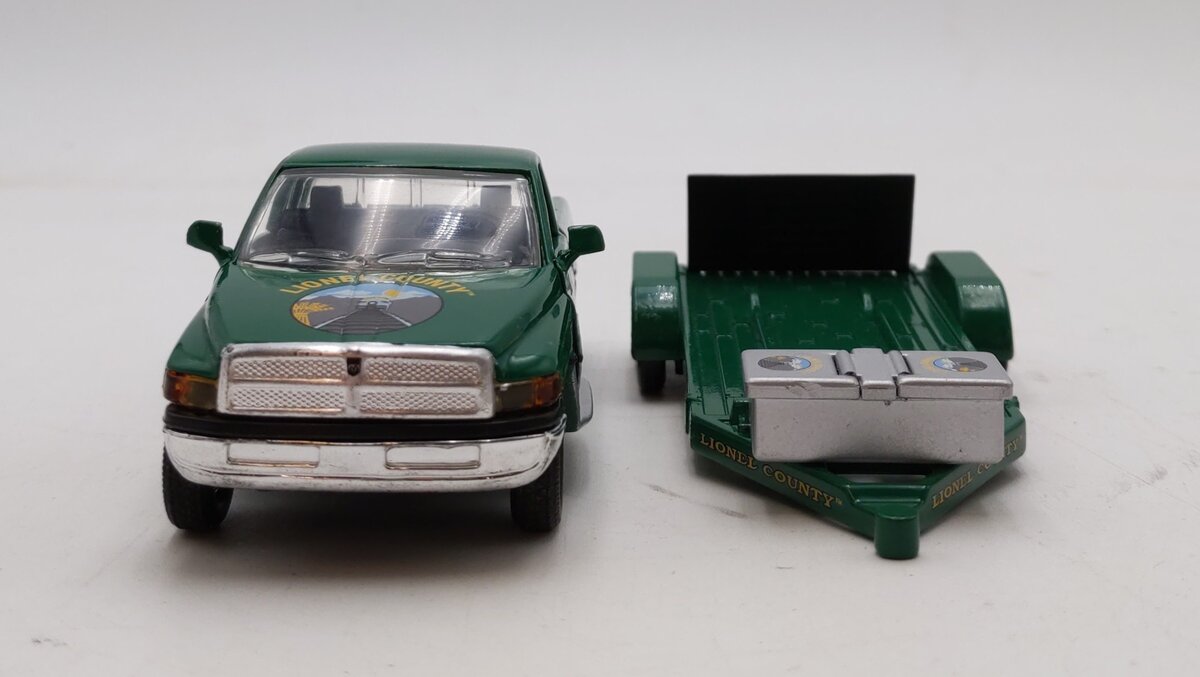 Lionel 624032 1:48 Eastwood Automobilia Country Parks & Recreation Truck NIB