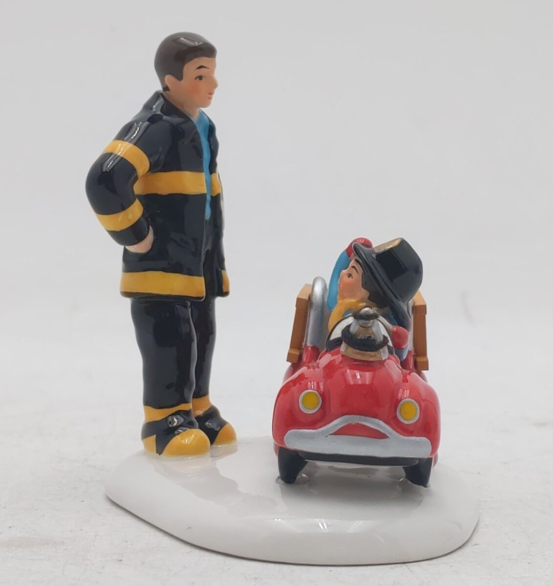 Dept 56 4020222 Snow village "future firefighter" EX/Box