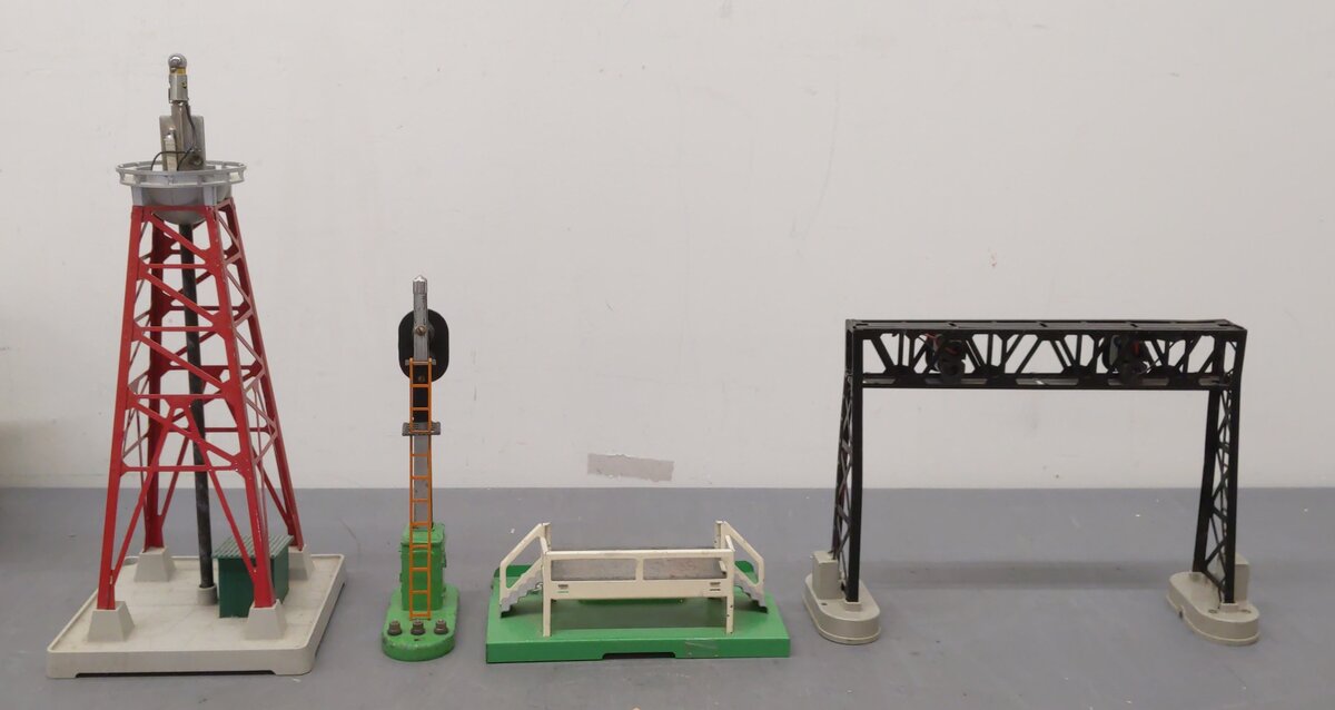 Lionel O Vintage Accessories: 193, 153, 3462P, 450 [4] EX