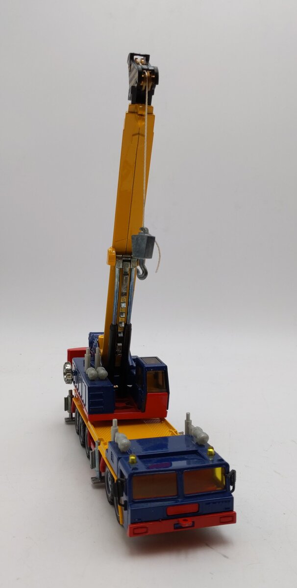 Siku 4010 1:55 Yellow Hydraulic Crane Truck NIB
