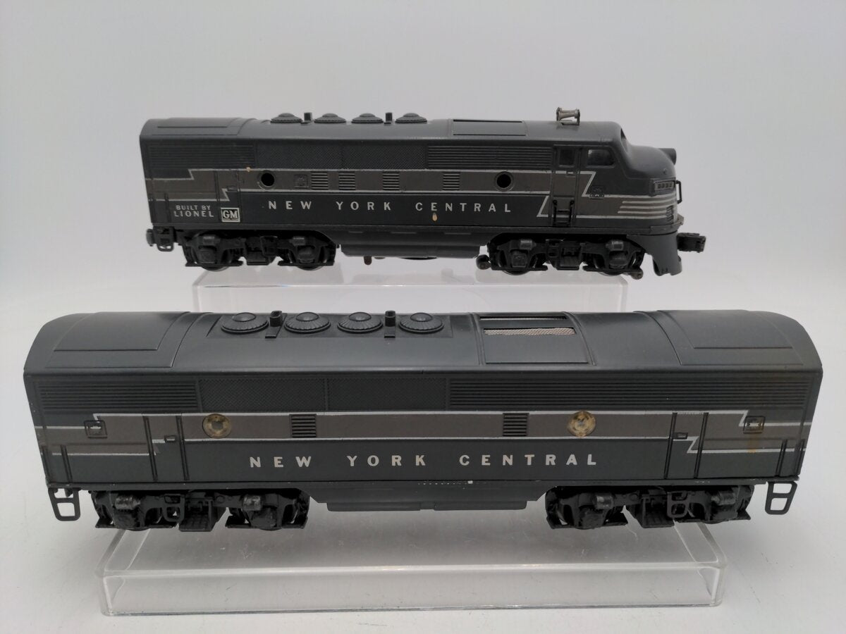 Lionel 2333 Vintage O Gauge New York Central F3 AB Diesel Locomotive Set VG