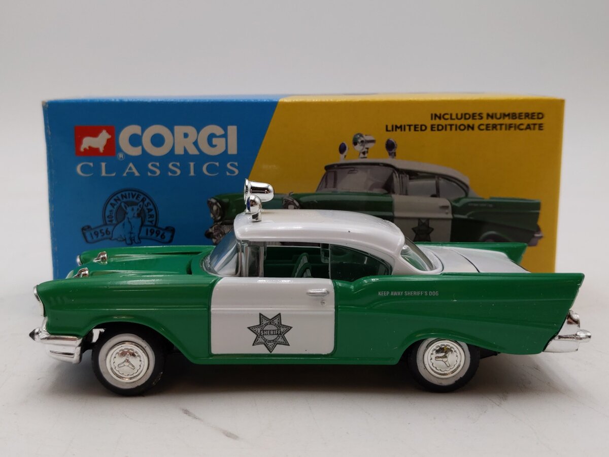 Corgi Classics 1:43 Scale 51301 San Diego Chevrolet Sheriff's Car NIB