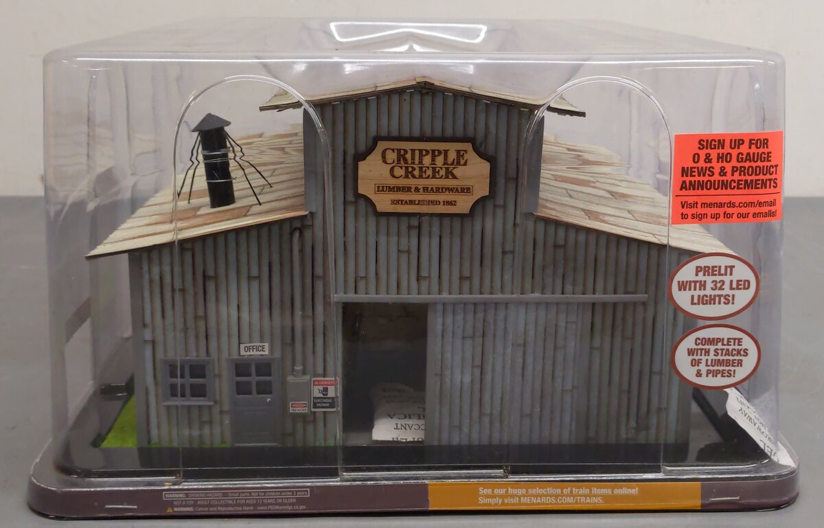 Menards 279-5923 O Scale Cripple Creek Lumber and Hardware Building MT/Box