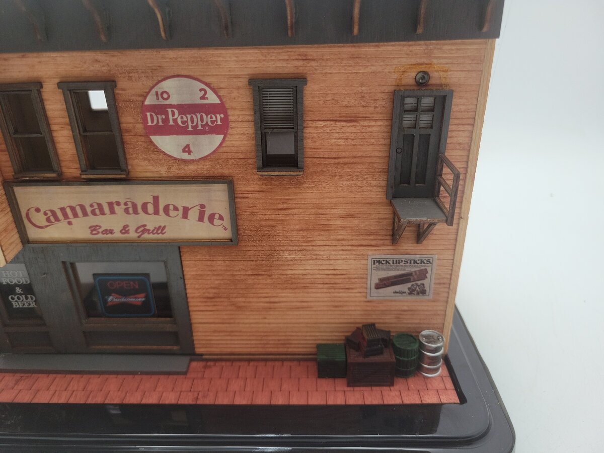Menards 279-1960 O Gauge Camaraderie Bar & Grill