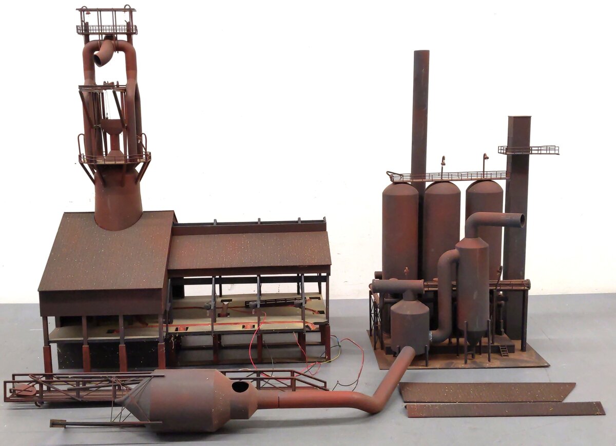 Walthers 933-3054 HO Scale Blast Furnace Structure Building Kit - Assembled VG