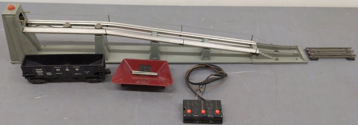 Lionel 456 Vintage O Operating Coal Ramp, Controller & 3456 Operating Hopper Car VG
