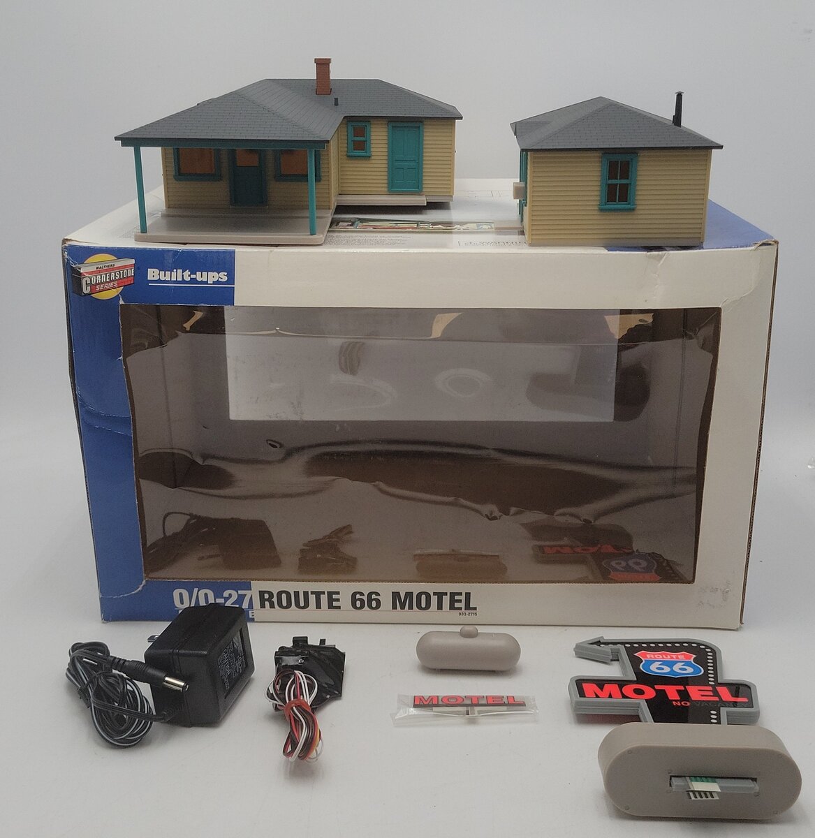 Walthers 933-2715 O/O-27 Scale Built-Up Route 66 Motel LN/Box