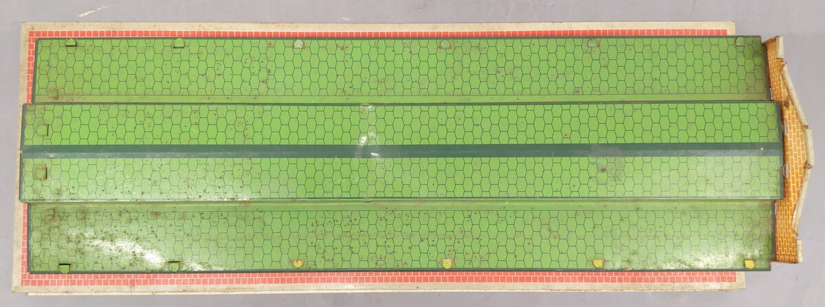Marx 5424 Vintage O Tinplate Freight Terminal