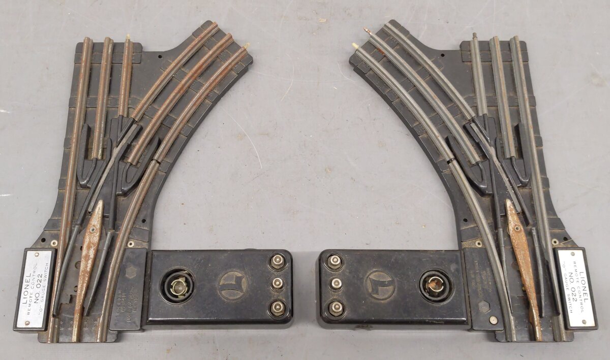 Lionel 022 Vintage O Gauge Left-Hand & Right-Hand Electric Remote Switches