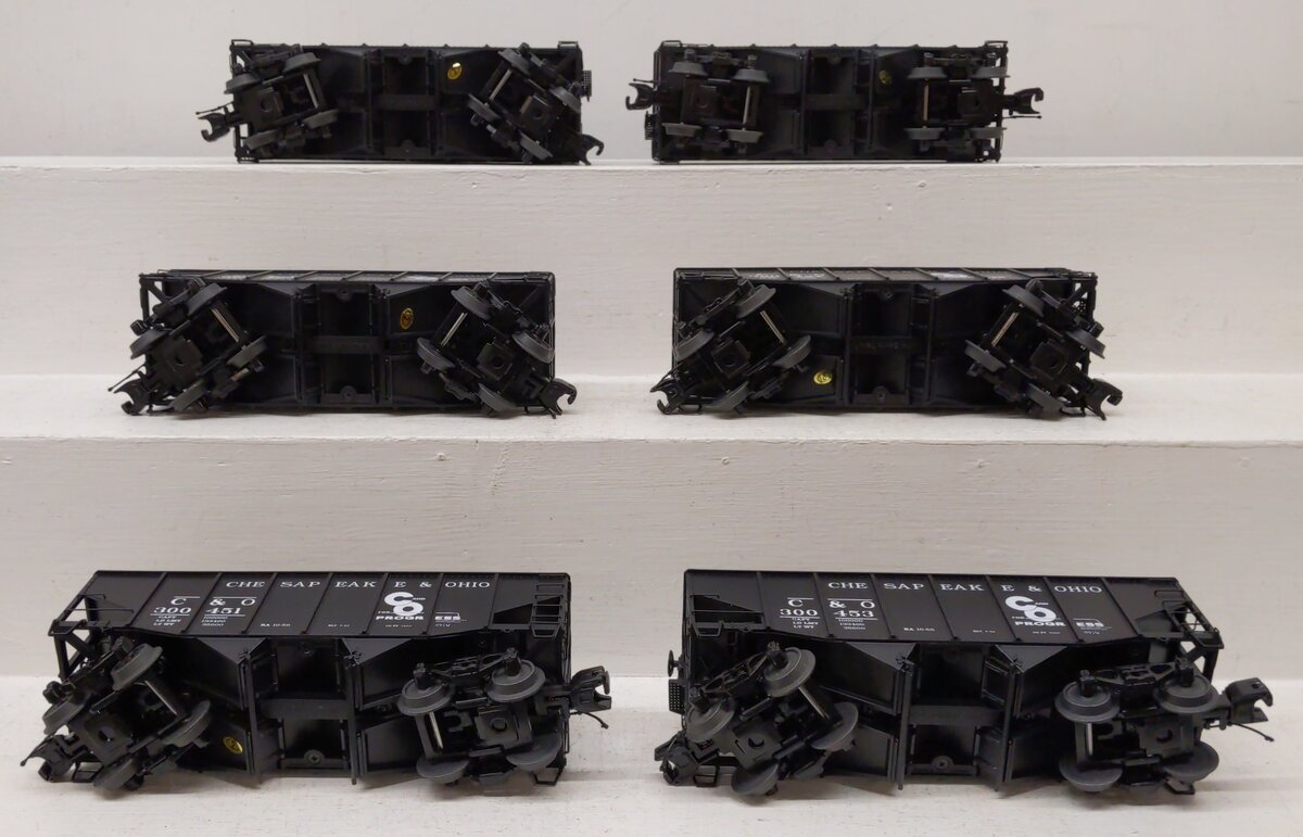 MTH 20-92269 O Gauge 2-Bay Fish Belly Hopper Car w/Coal Load (6-Car set) EX/Box