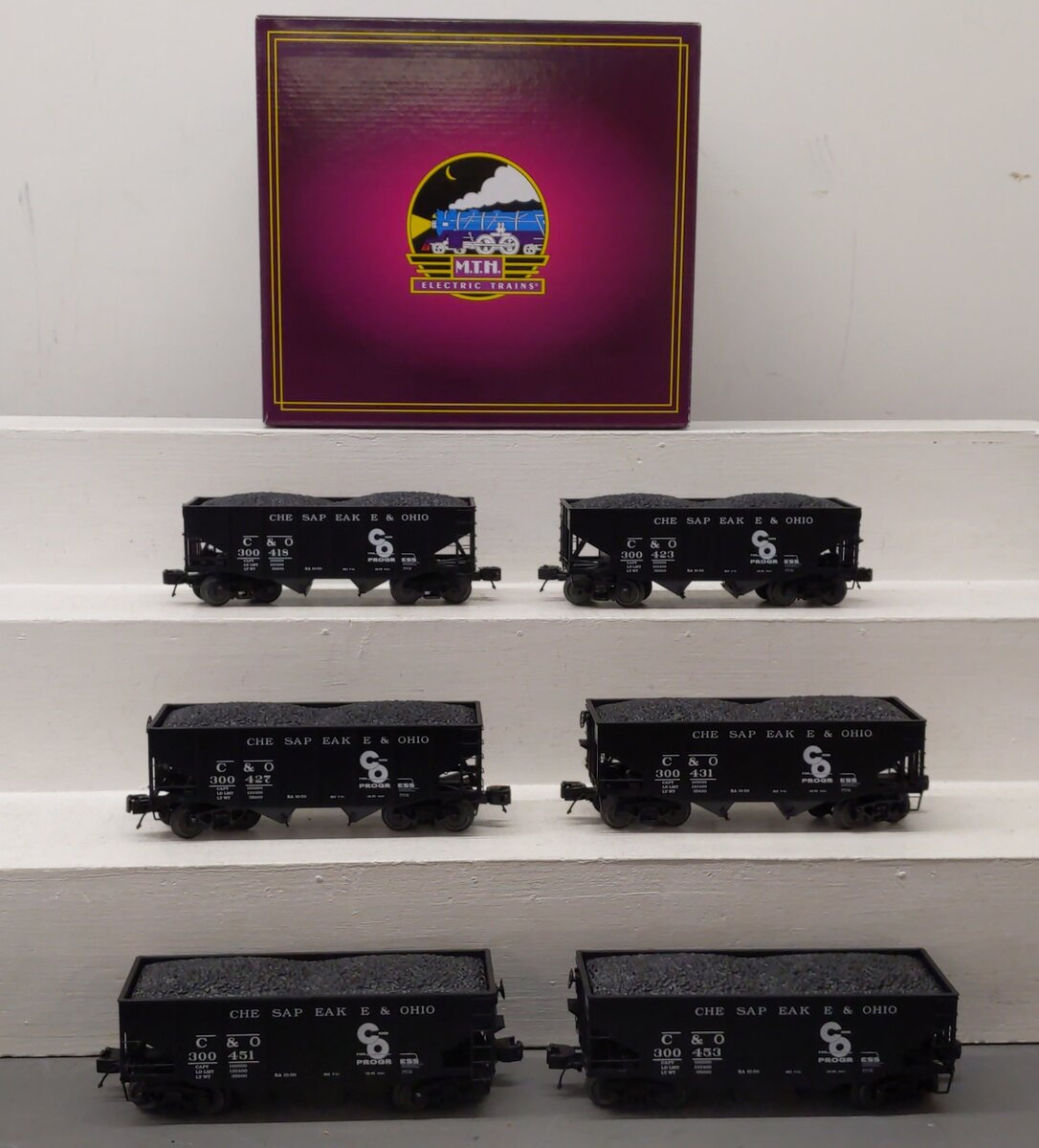 MTH 20-92269 O Gauge 2-Bay Fish Belly Hopper Car w/Coal Load (6-Car set) EX/Box