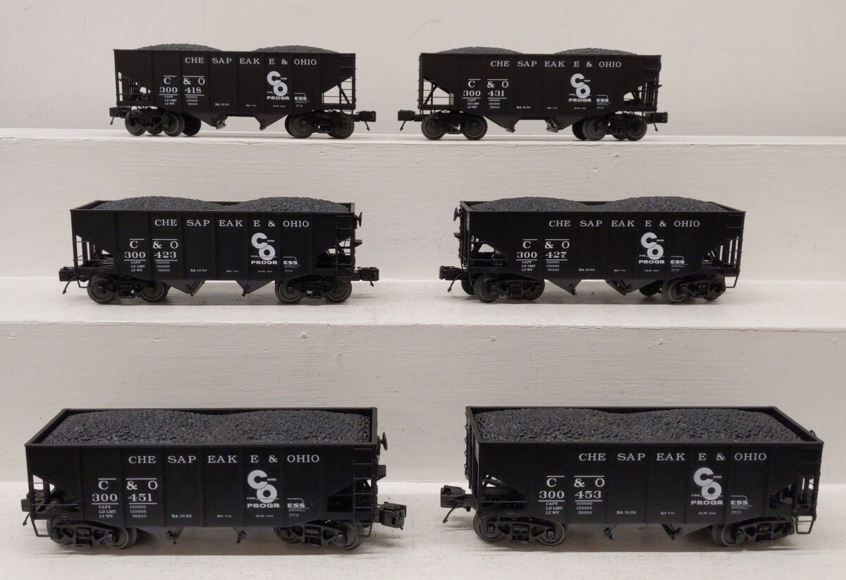 MTH 20-92269 O Gauge 2-Bay Fish Belly Hopper Car w/Coal Load (6-Car set) EX/Box