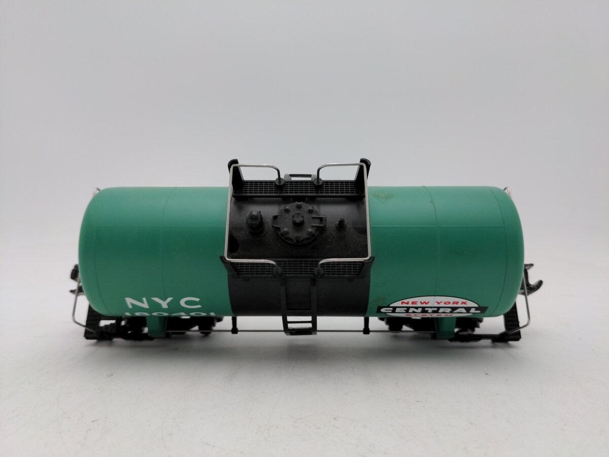 MTH 20-96069 O NYC 8000 Gallon Tank Car #180401 EX/Box