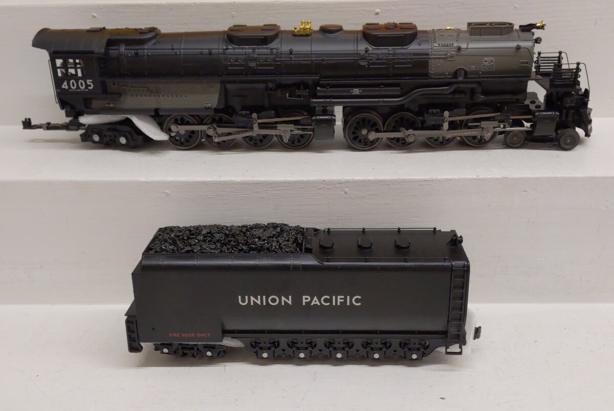 MTH 30-1842-1 O Union Pacific Imperial Big Boy 4-8-8-4 Steam Engine #4005 PS 3.0 NIB