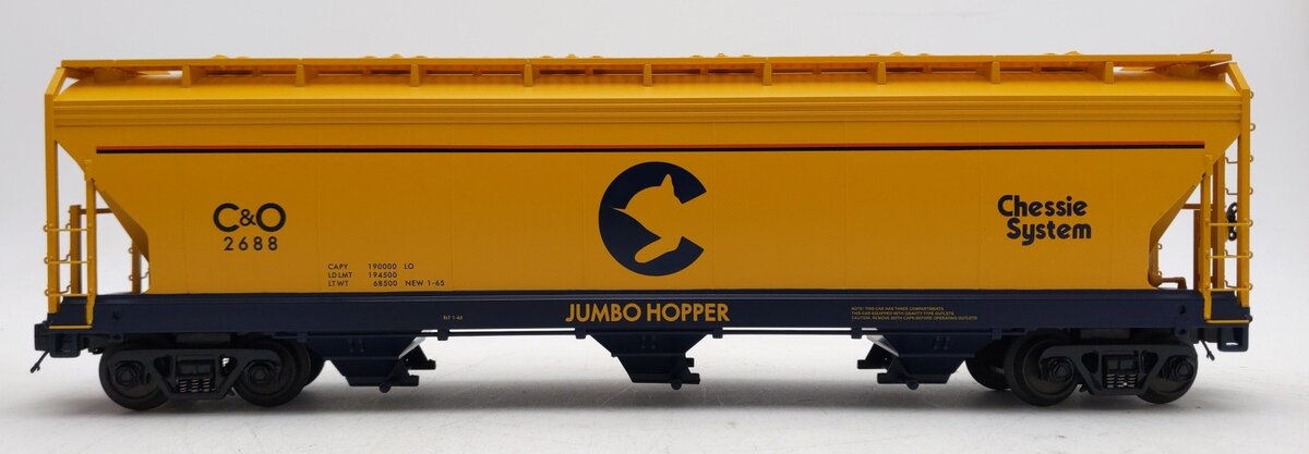 MTH 20-2782D O Gauge Chessie 3-Bay Centerflow Hopper #2688 LN/Box