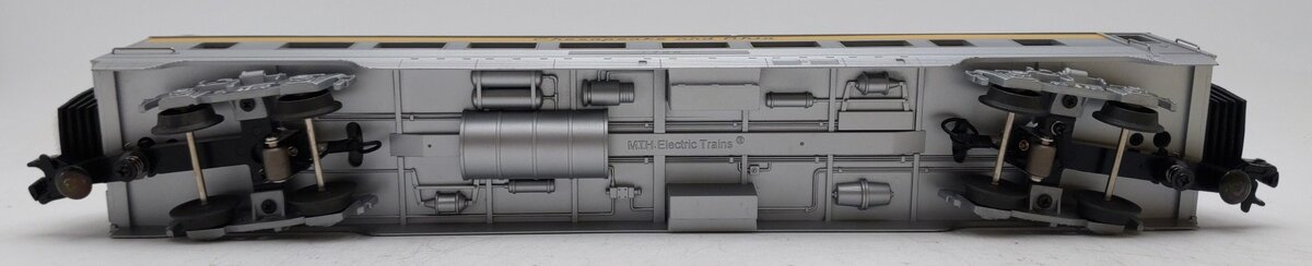 MTH 30-67310 O Gauge C&O 60' Streamlined ABS Coach Car LN/Box