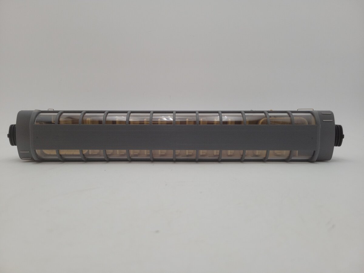 MTH 30-68251 Union Pacific 60' Streamlined Full-Length Vista Dome Car EX/Box