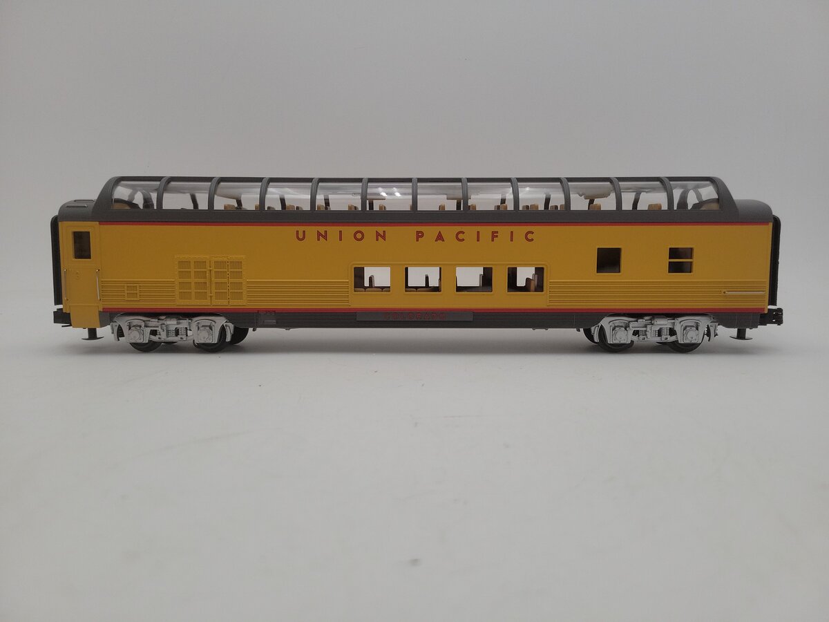 MTH 30-68251 Union Pacific 60' Streamlined Full-Length Vista Dome Car EX/Box
