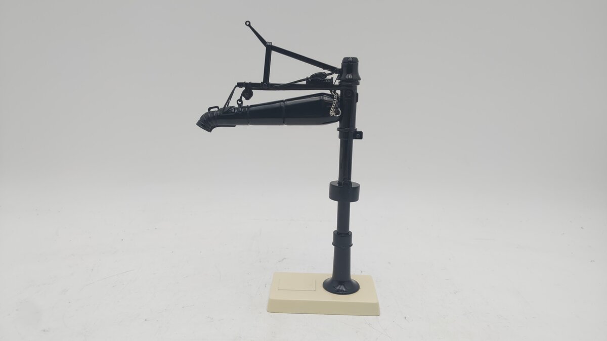 MTH 30-11007 O Scale Die Cast Adjustable Black & Cream Water Column LN/Box
