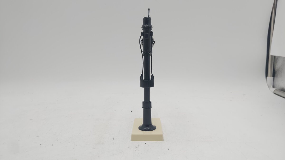 MTH 30-11007 O Scale Die Cast Adjustable Black & Cream Water Column LN/Box
