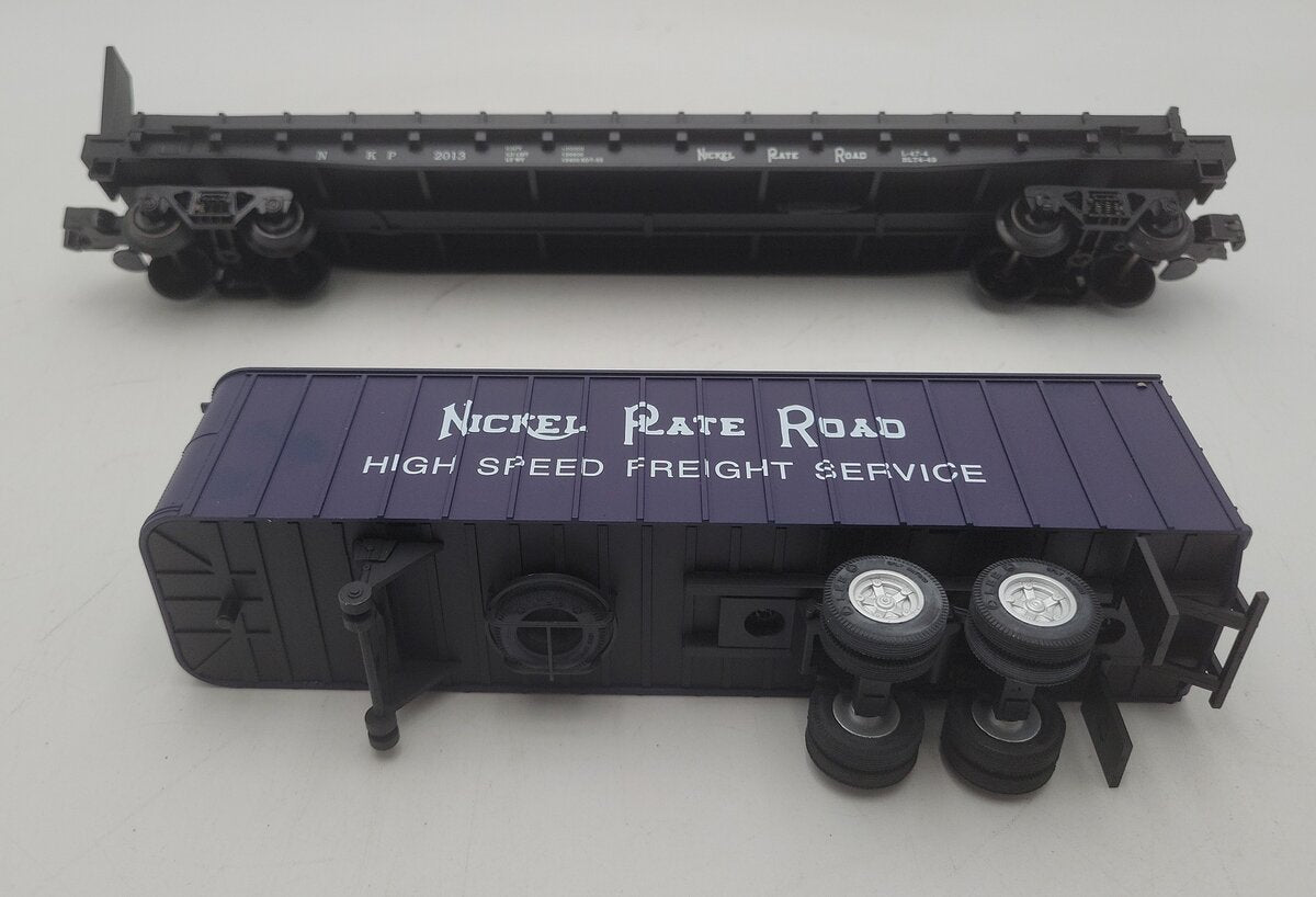 Weaver Nickel Plate Road Flat Car w/35' Blue Trailer #2013 - 3 Rail LN/Box