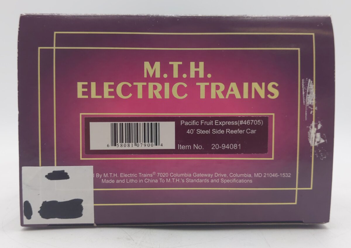 MTH 20-94081 O Gauge Pacific Fruit Express Steel-Sided Refrigerator Car #46705 LN/Box