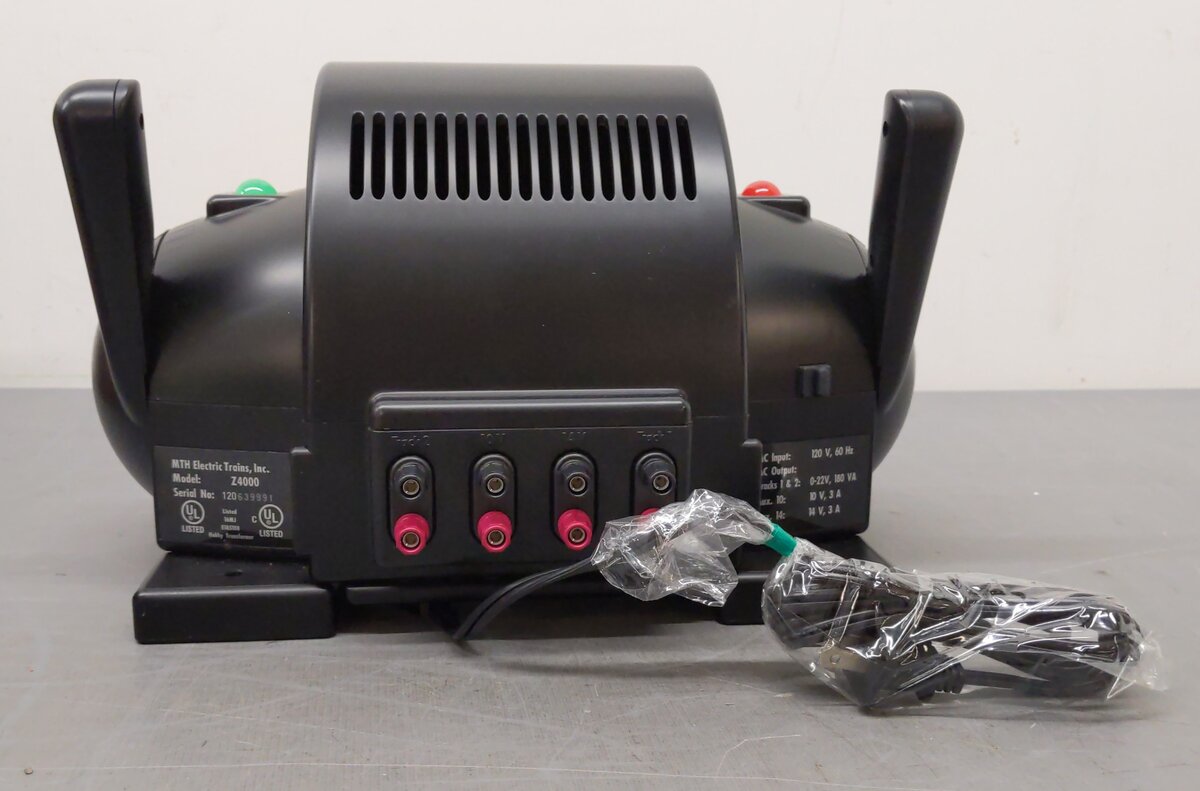 MTH 40-4000 O Z-4000 400W Dual Control Transformer LN/Box