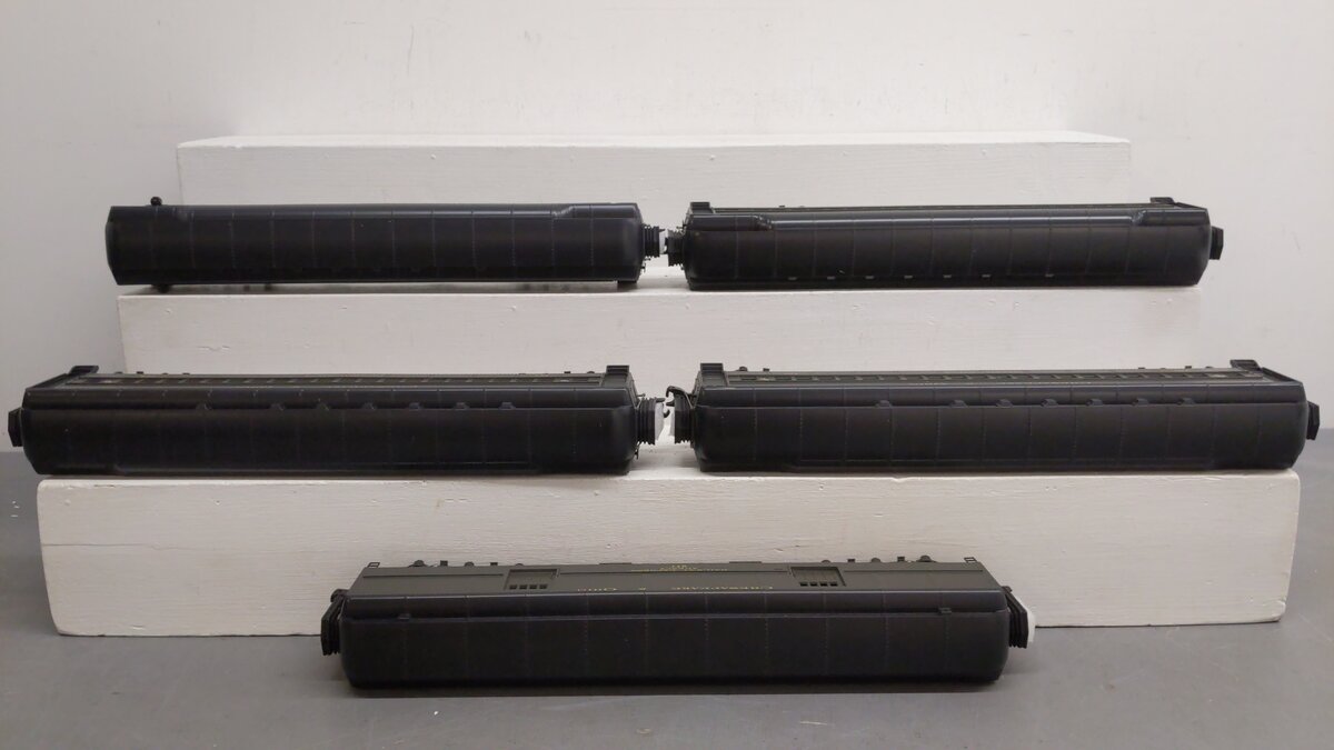 MTH 20-4083 O Chesapeake & Ohio 70' Madison Passenger Car Set (Set of 5)