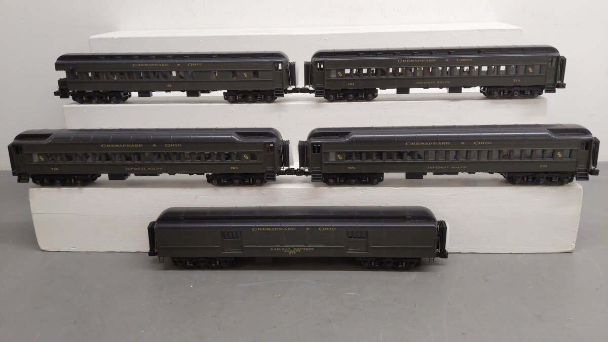 MTH 20-4083 O Chesapeake & Ohio 70' Madison Passenger Car Set (Set of 5)