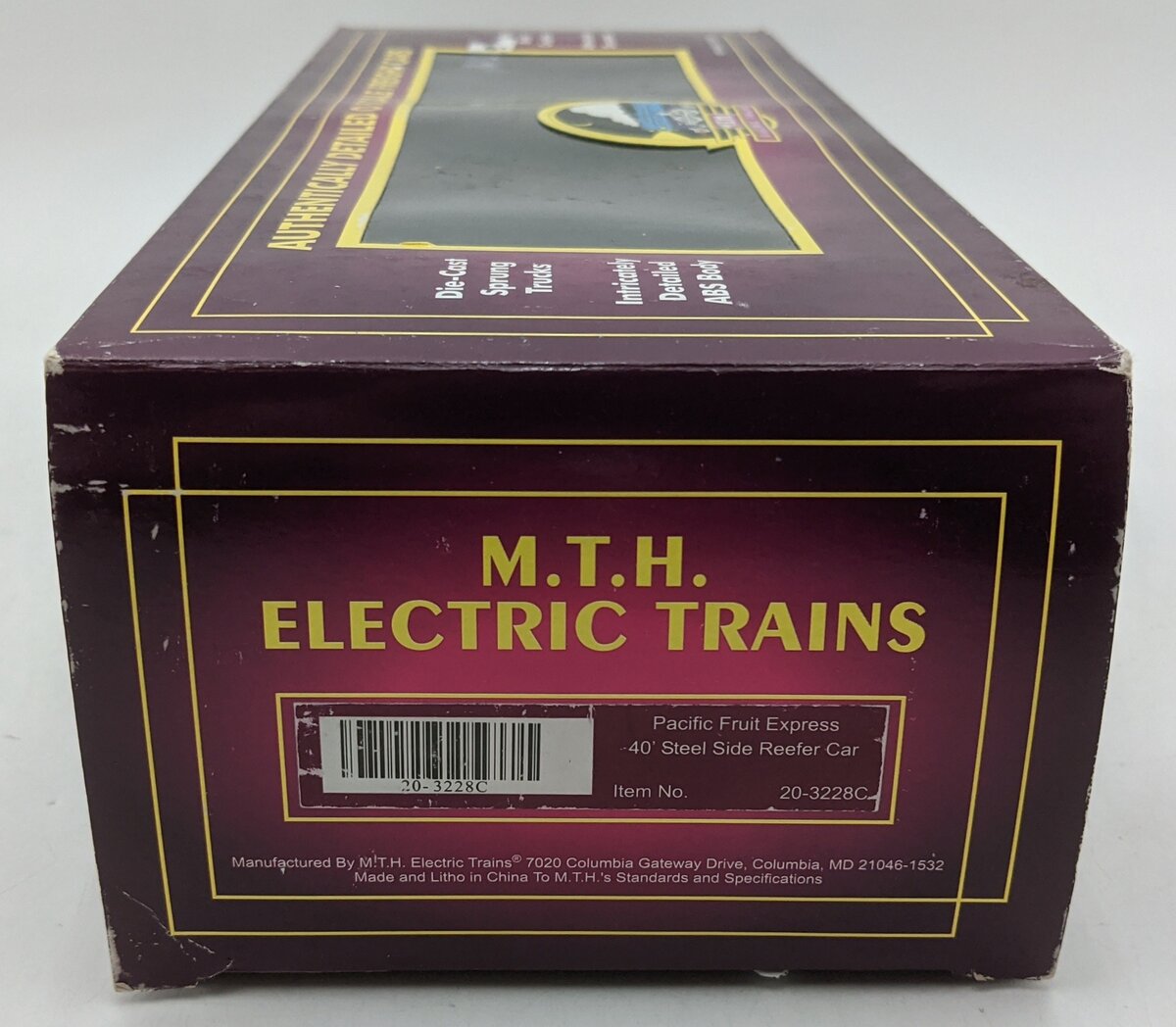 MTH 20-3228C O Gauge Pacific Fruit Express 40' Steel Side Reefer Car #46717 NIB