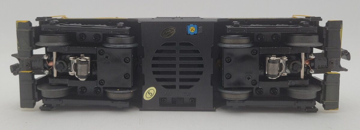 MTH 20-20968-1 Nickel Plate Road GE 44 Ton Phase 3 Diesel Engine #90 with PS3 EX/Box