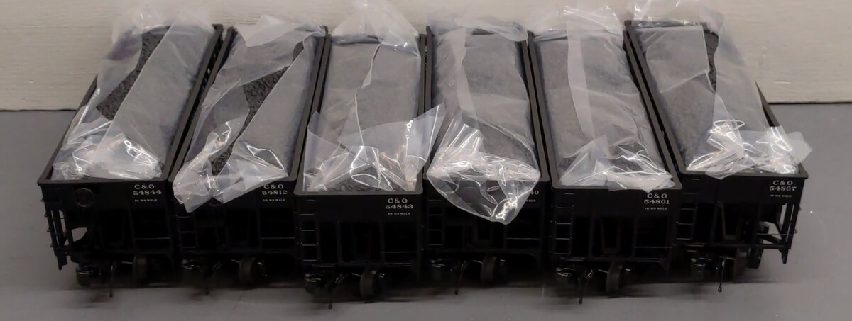 MTH 20-90374 O Chesapeake & Ohio 34' Composite Hopper Car Set (Set of 6)